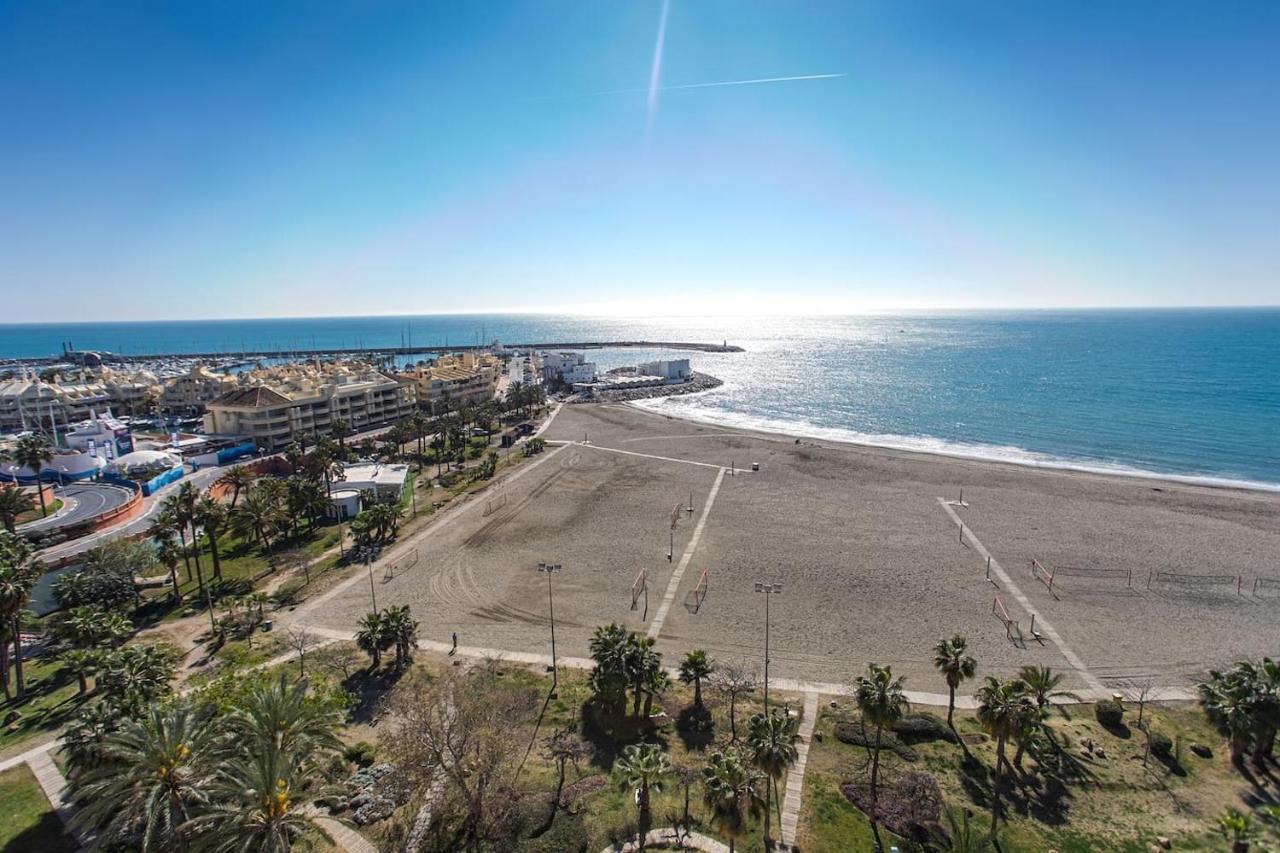 베날마데나코스타 Panoramic Seaview Puerto Marina 아파트 외부 사진