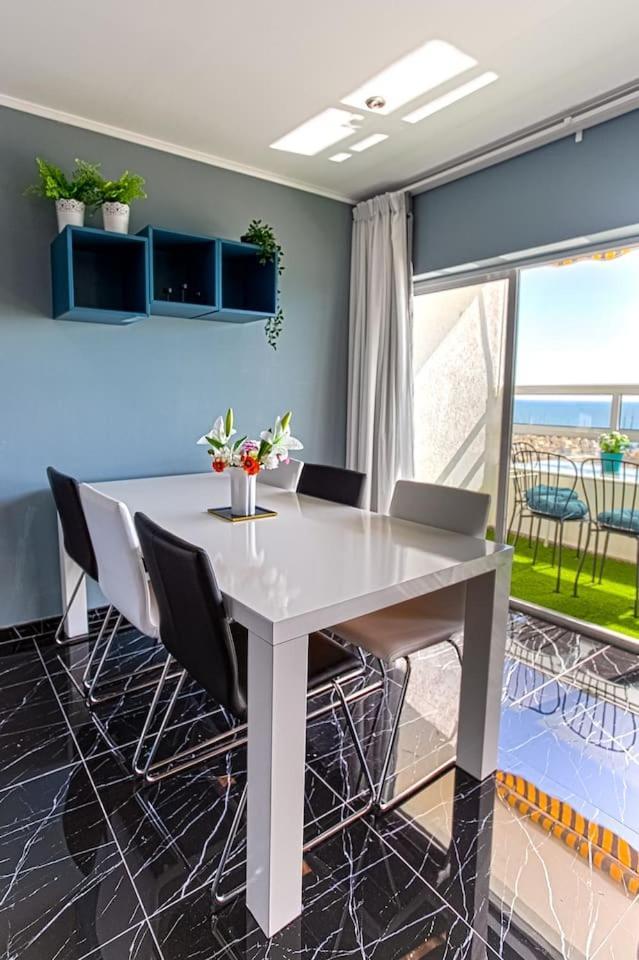 베날마데나코스타 Panoramic Seaview Puerto Marina 아파트 외부 사진